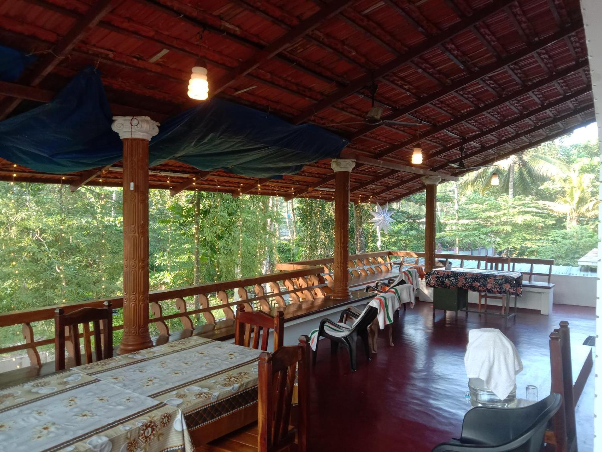 'Marari Johns Homestay' Mararikulam, Alappuzha 외부 사진